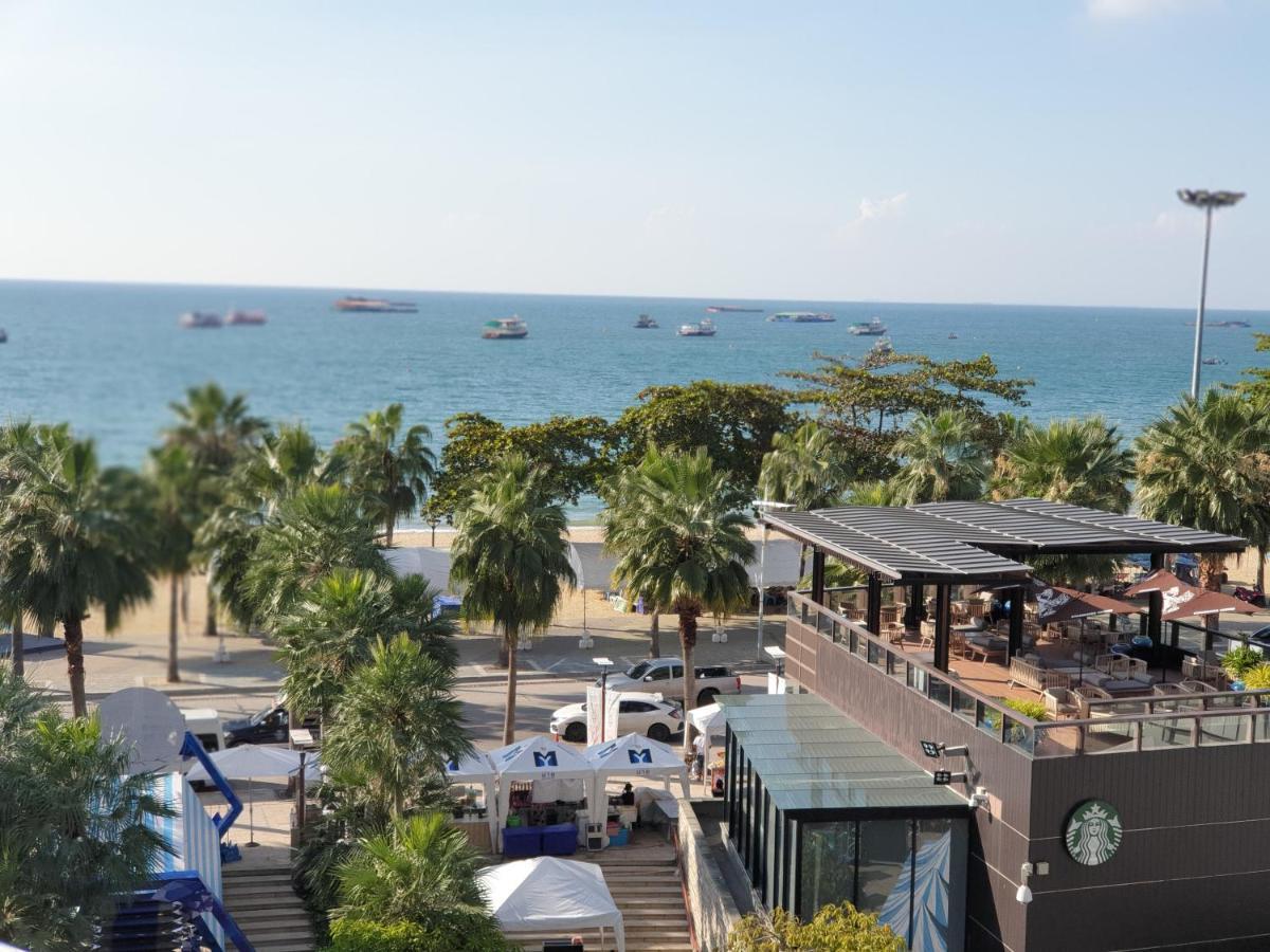 Apartamento The Chezz By Patsamon Pattaya Exterior foto
