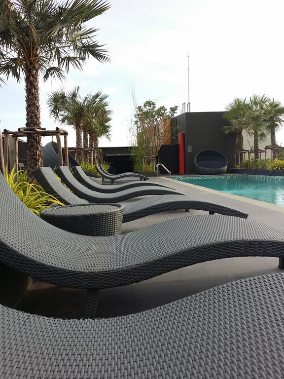 Apartamento The Chezz By Patsamon Pattaya Exterior foto